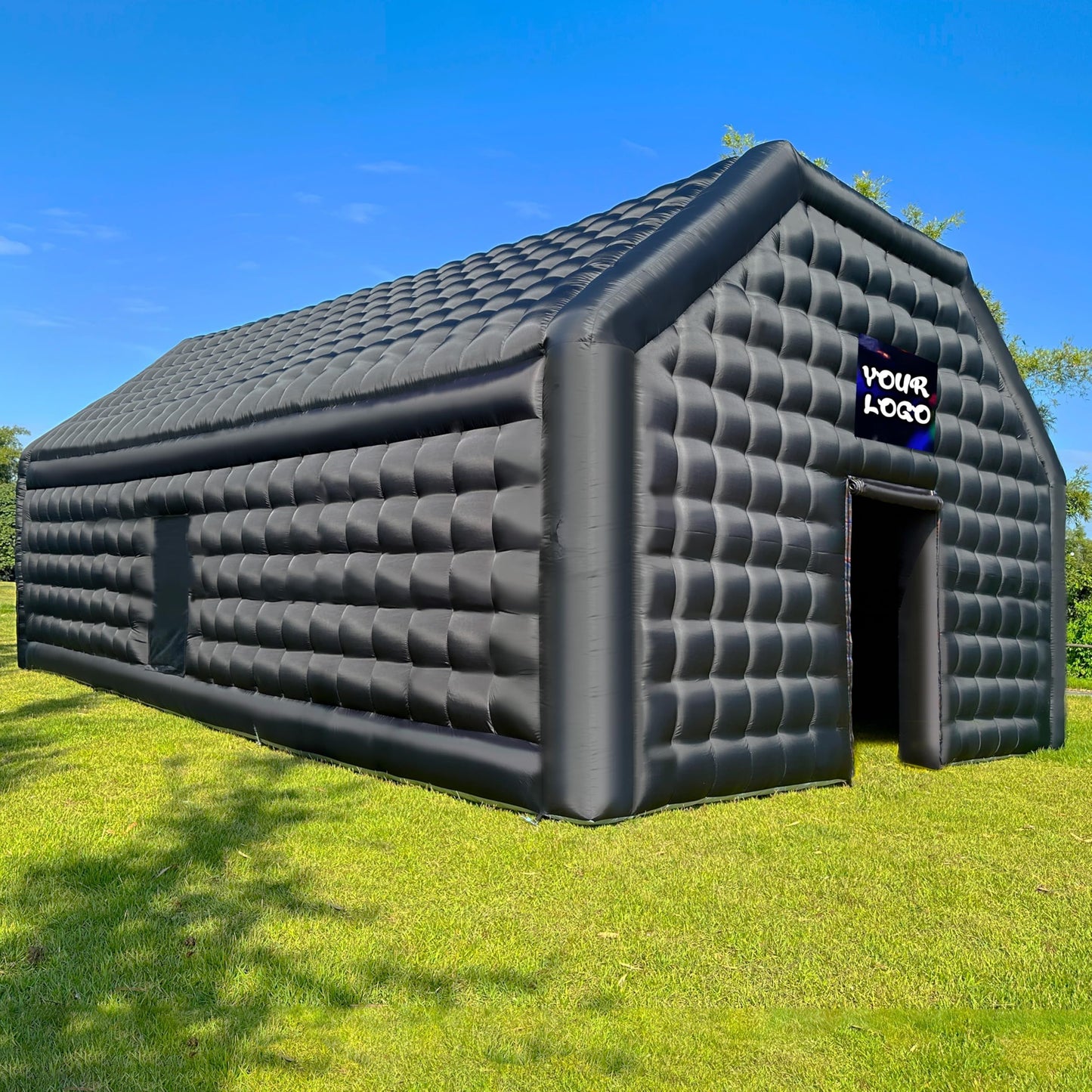 INFLATABLE CLUB HOUSE